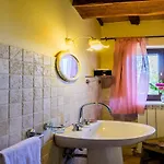Gorgeous With Pool Near Sibillini Mountains Semesterbostad Monte San Martino
