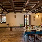 Semesterbostad Gorgeous With Pool Near Sibillini Mountains