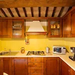 Semesterbostad Gorgeous With Pool Near Sibillini Mountains *