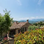 Gorgeous With Pool Near Sibillini Mountains *