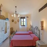 Gorgeous With Pool Near Sibillini Mountains Semesterbostad Monte San Martino