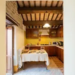 Semesterbostad Gorgeous With Pool Near Sibillini Mountains Monte San Martino