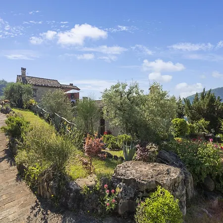 Gorgeous With Pool Near Sibillini Mountains Semesterbostad Monte San Martino
