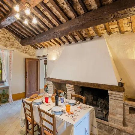 Gorgeous With Pool Near Sibillini Mountains بيت للعطل Monte San Martino