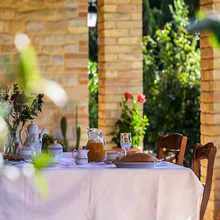 Gorgeous With Pool Near Sibillini Mountains Monte San Martino
