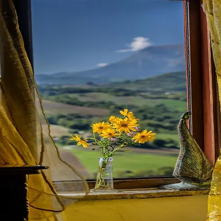 Gorgeous With Pool Near Sibillini Mountains Monte San Martino
