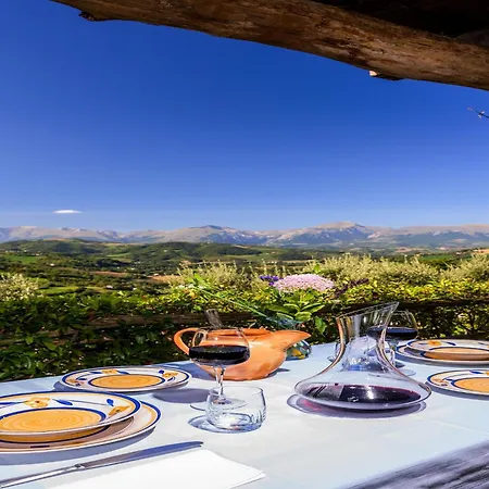 Gorgeous With Pool Near Sibillini Mountains Feriehus Monte San Martino