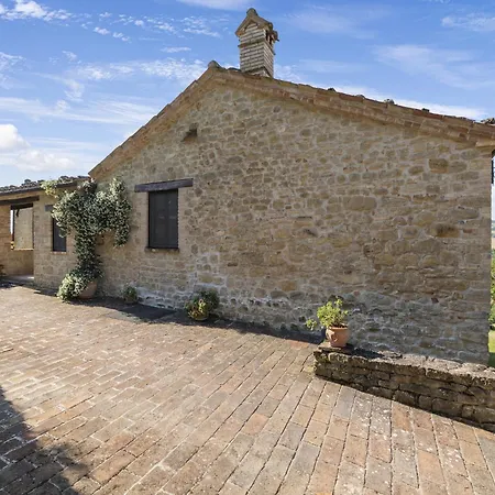 بيت للعطل Gorgeous With Pool Near Sibillini Mountains *