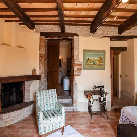 Gorgeous Apartment With Pool Near Sibillini Mountains * Monte San Martino