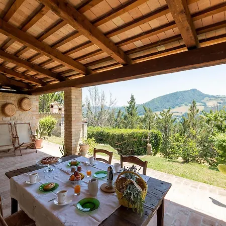 Casa de Férias Gorgeous With Pool Near Sibillini Mountains