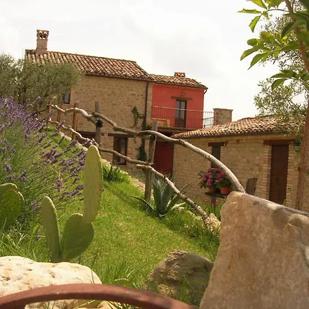 Holiday home Gorgeous Apartment With Pool Near Sibillini Mountains
